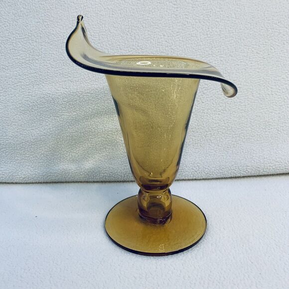 MCM Vtg Hand-Blown Amber Glass Yellow Vase Folded Open Top Pedestal Much Detail - Picture 2 of 16